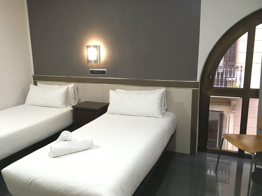 Photo - Hostal Levante Barcelona