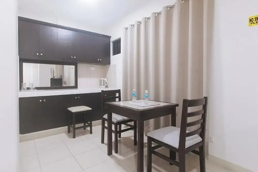 Photo - Propiedad Residences Makati