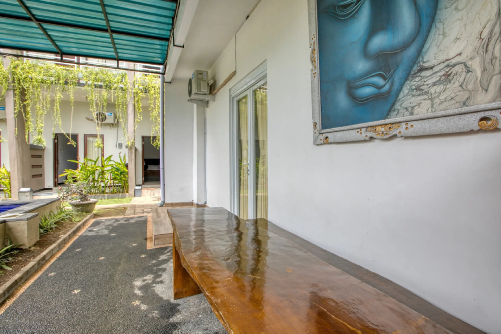 Foto - RedDoorz near Exit Toll Nusa Dua