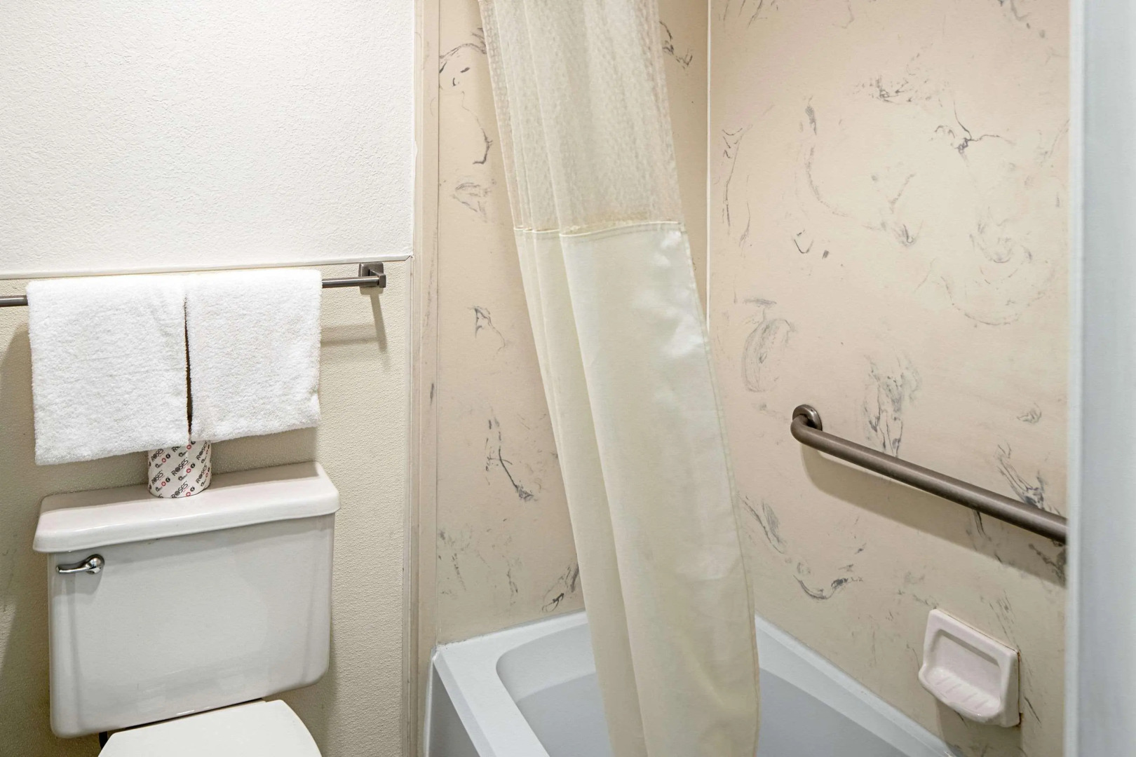 Foto - Rodeway Inn at Nevada State Capitol