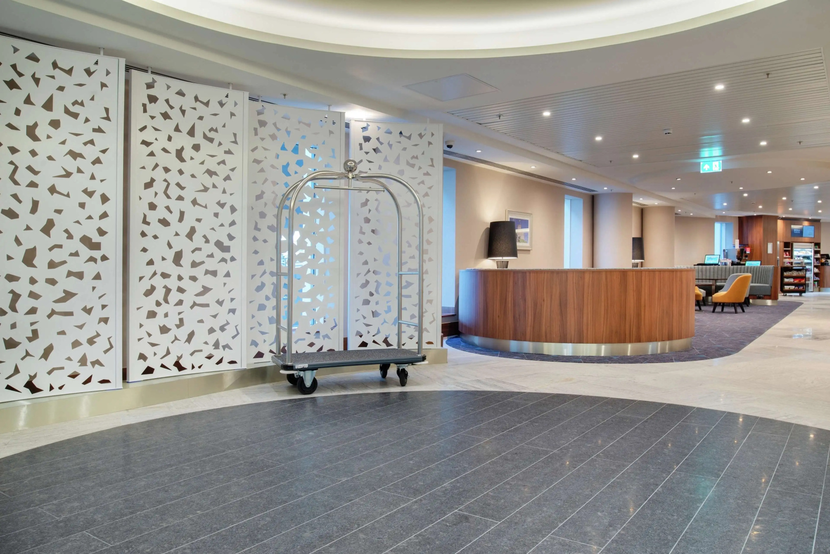 Photo - Hilton Garden Inn London Heathrow Terminal 2 and 3