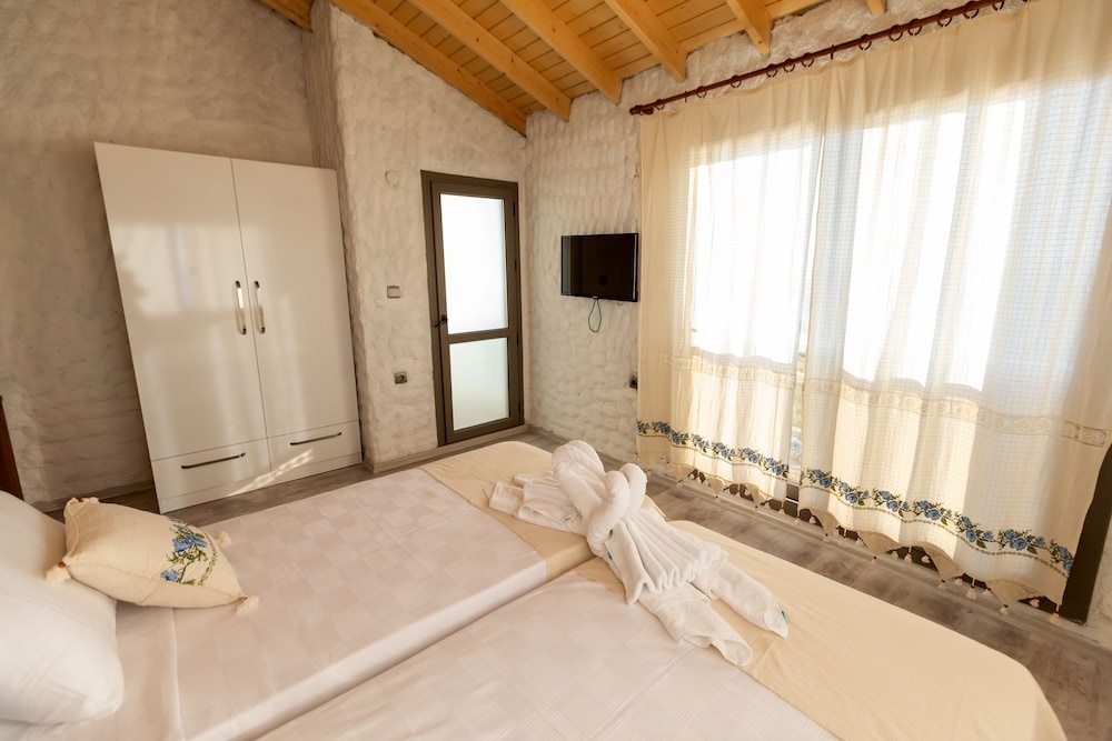 Akkum Hotel 2