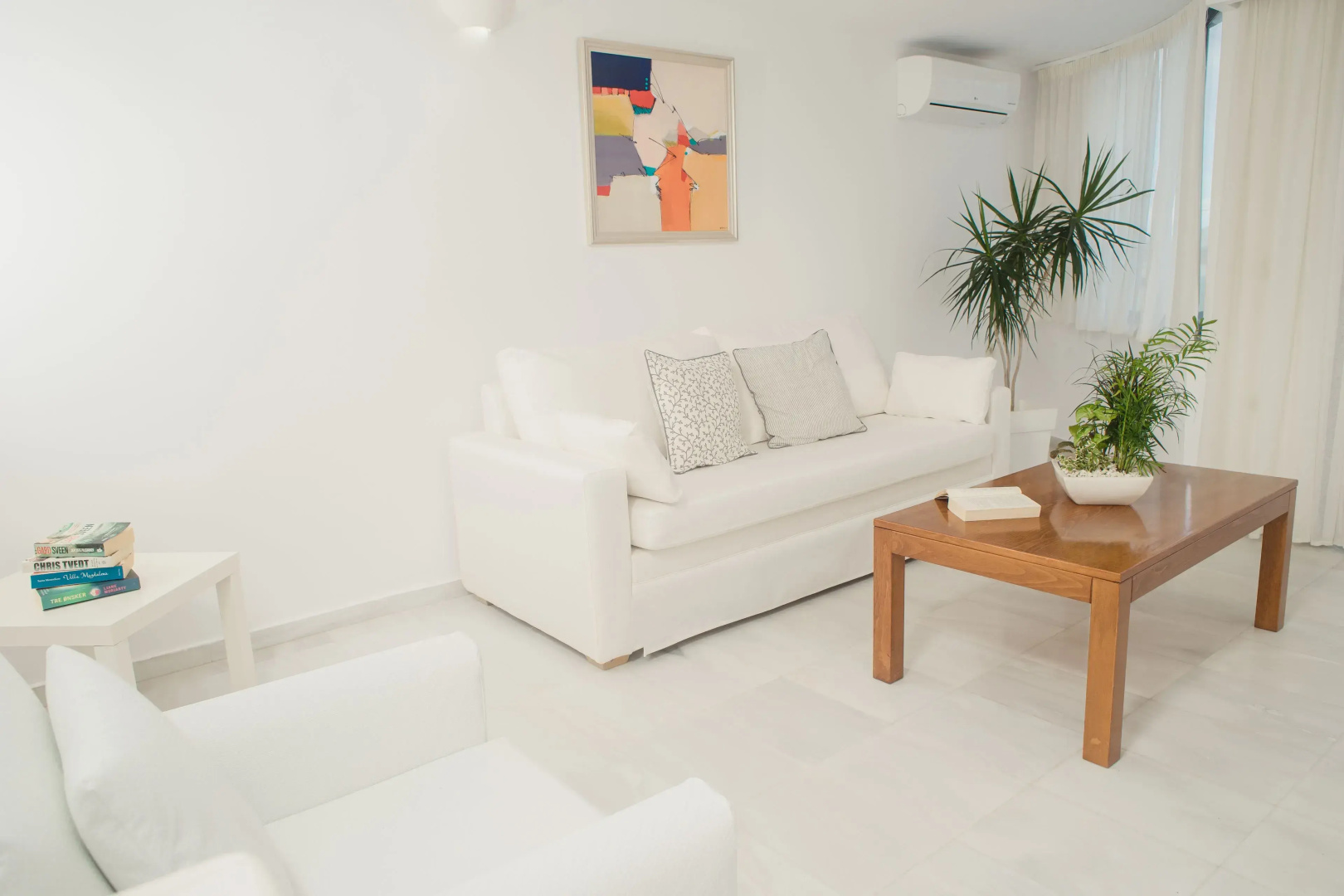 Photo - Elizabeth Suites