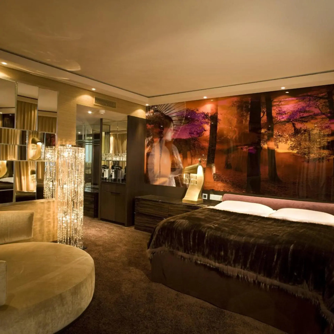 Photo - Savoy Hotel