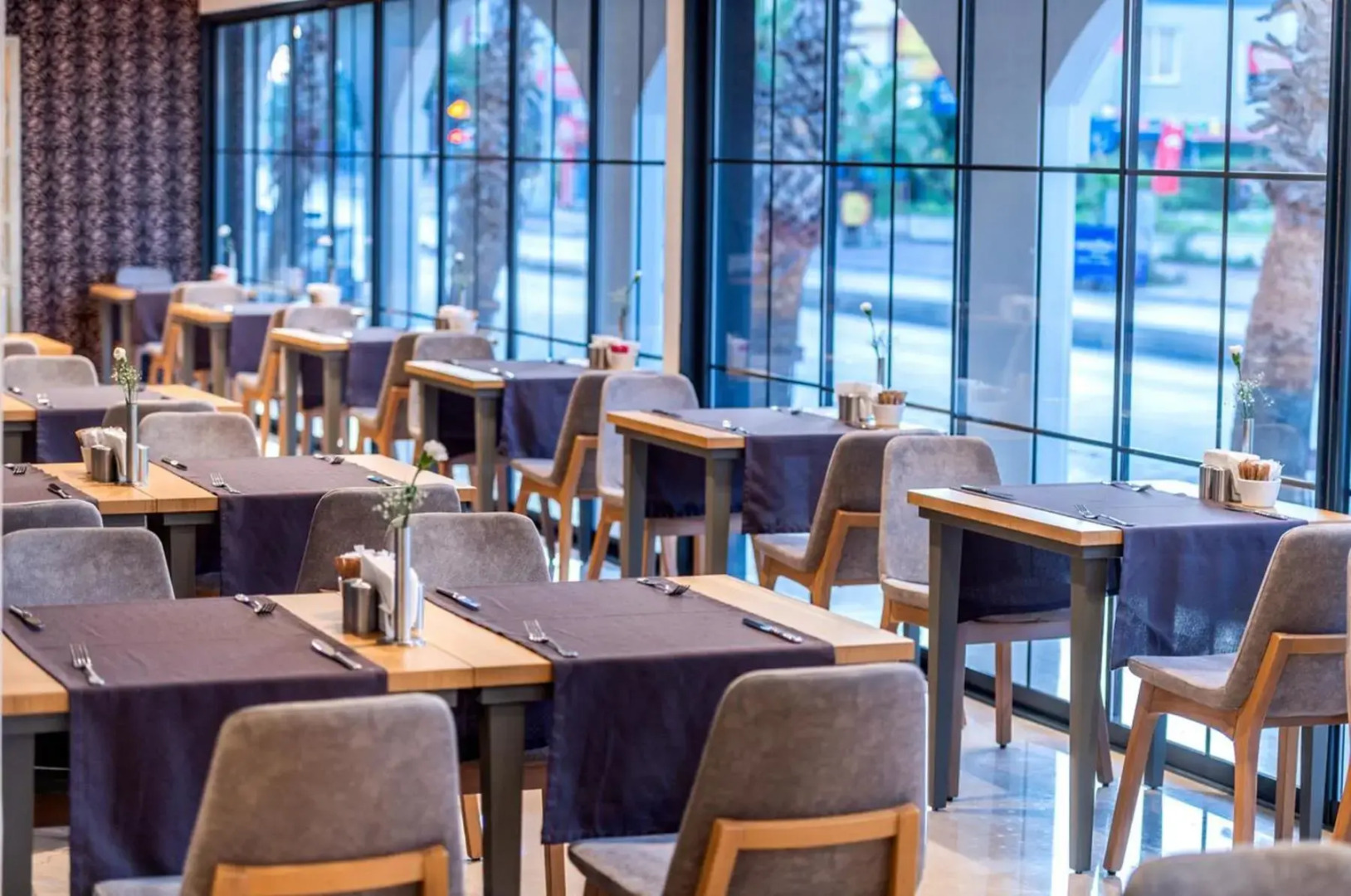 Photo - Sealife Lounge - Adult only