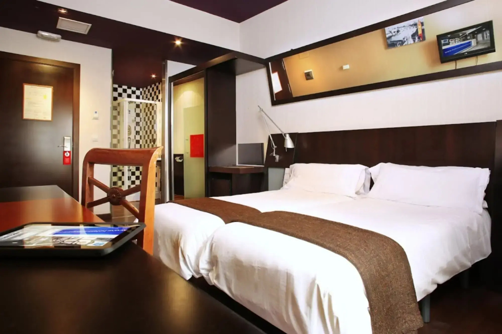 Photo - Hotel Avenida Gran Via