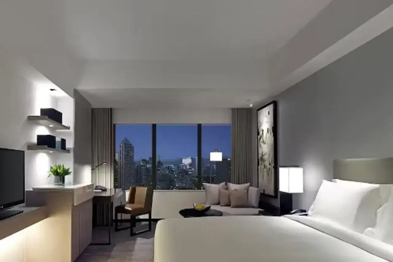 Photo - New World Makati Hotel, Manila