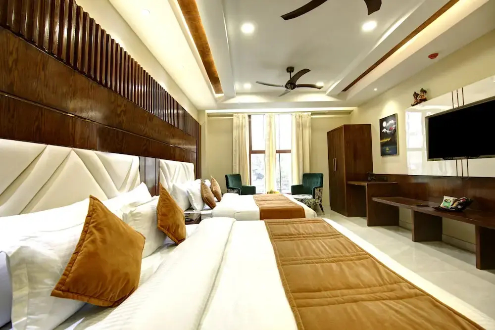 Photo - The Leena International-Near Connaught Place & New Delhi Railway Station