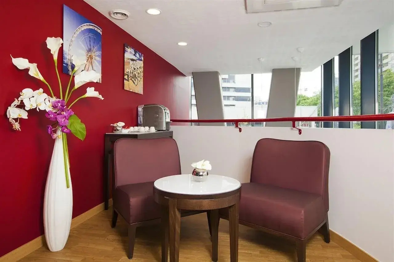 Photo - Residhome Paris Rosa Parks