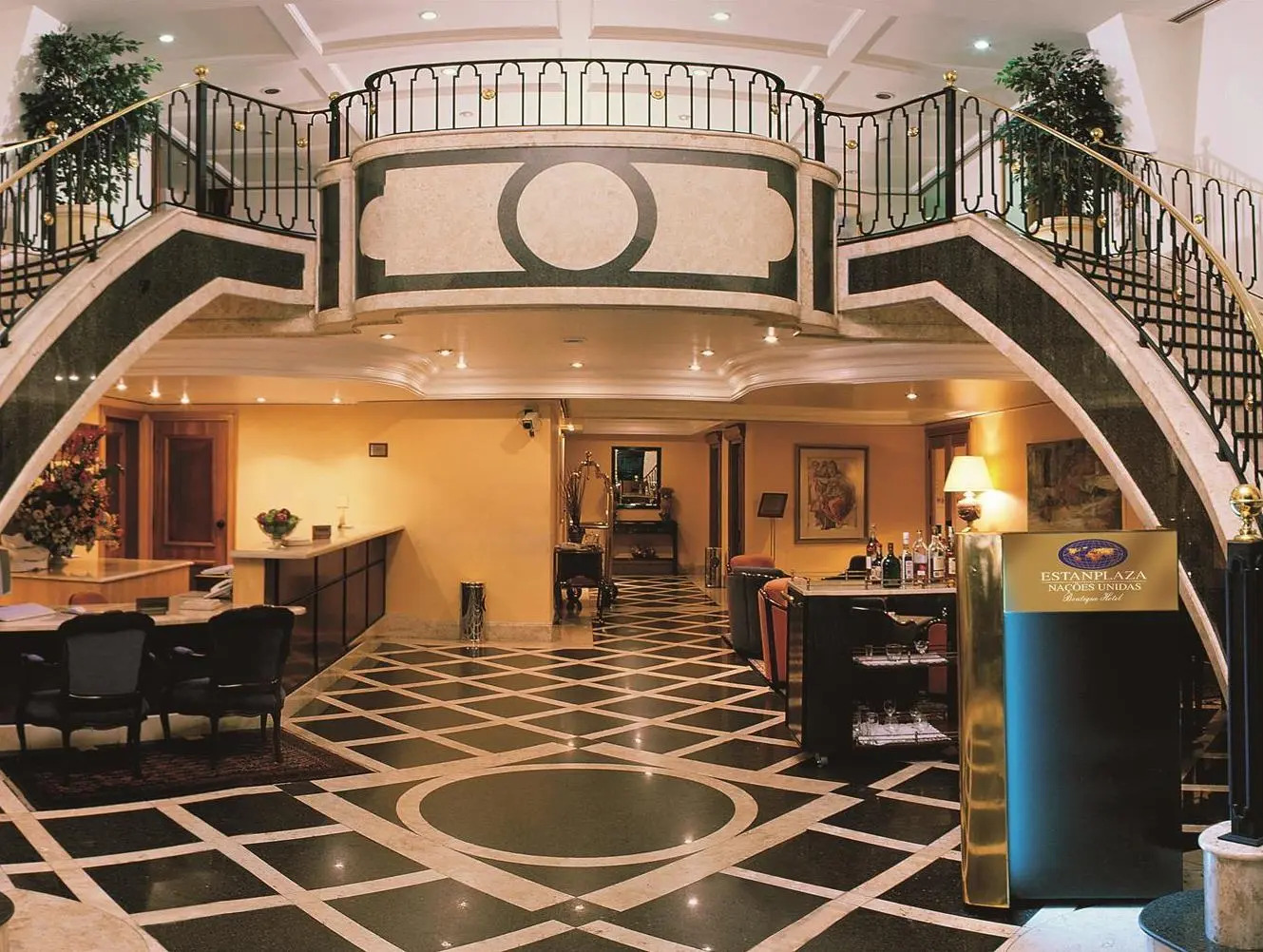 Photo - Estanplaza Nações Unidas