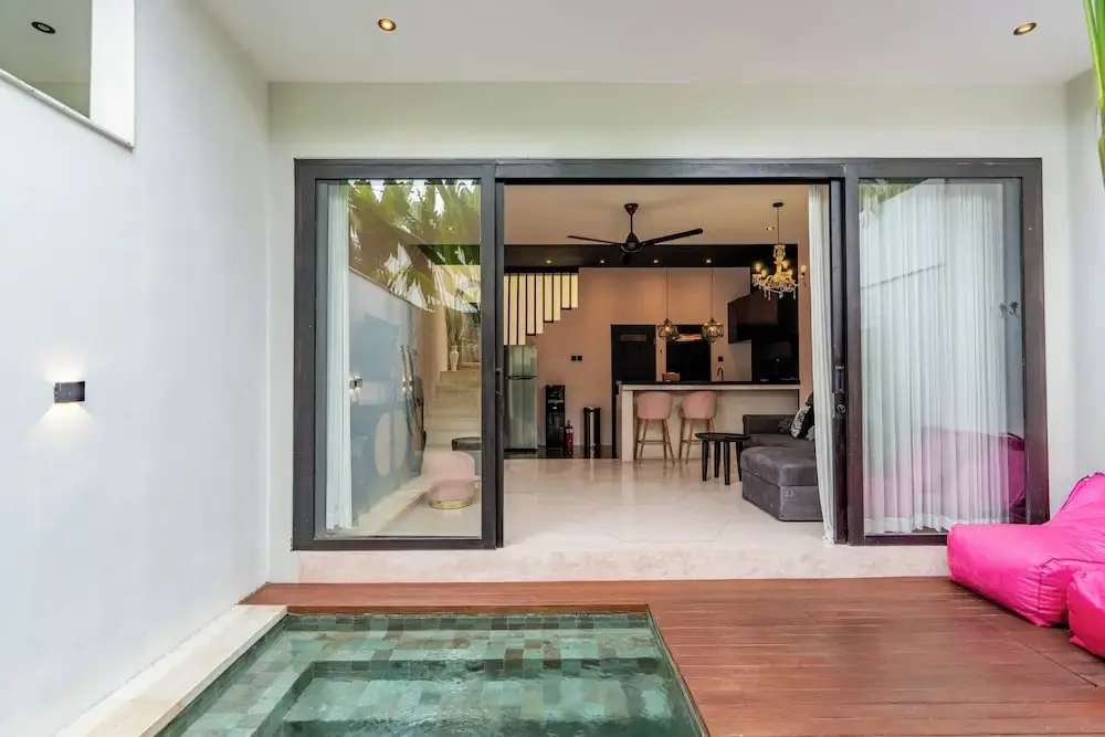 Photo - Liminal Palace Villa 3 by Betterplace
