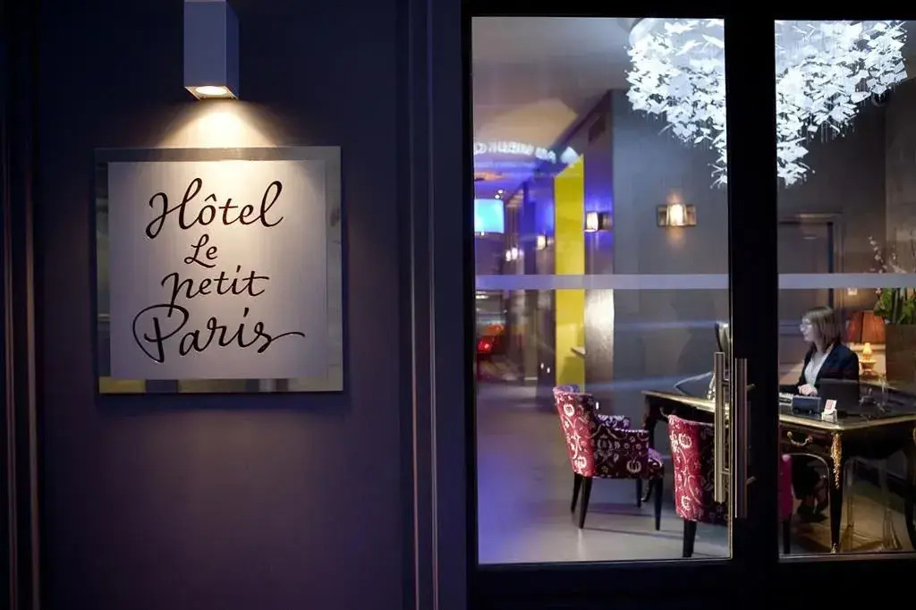 Foto - Hotel Le petit Paris