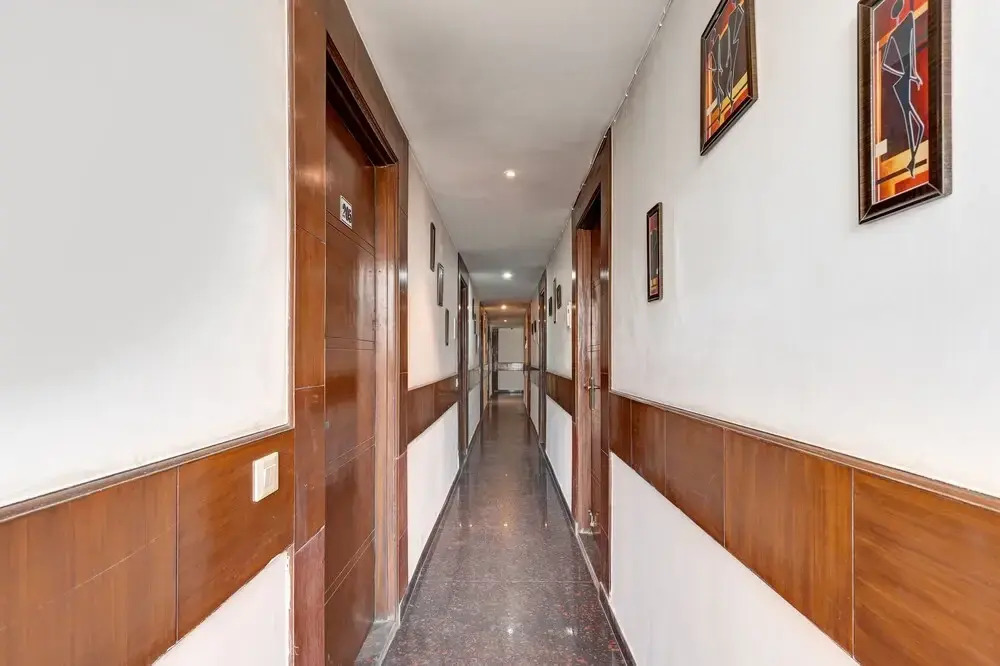 Photo - Mauryan Elite Hotel Qutab Minar Metro Station