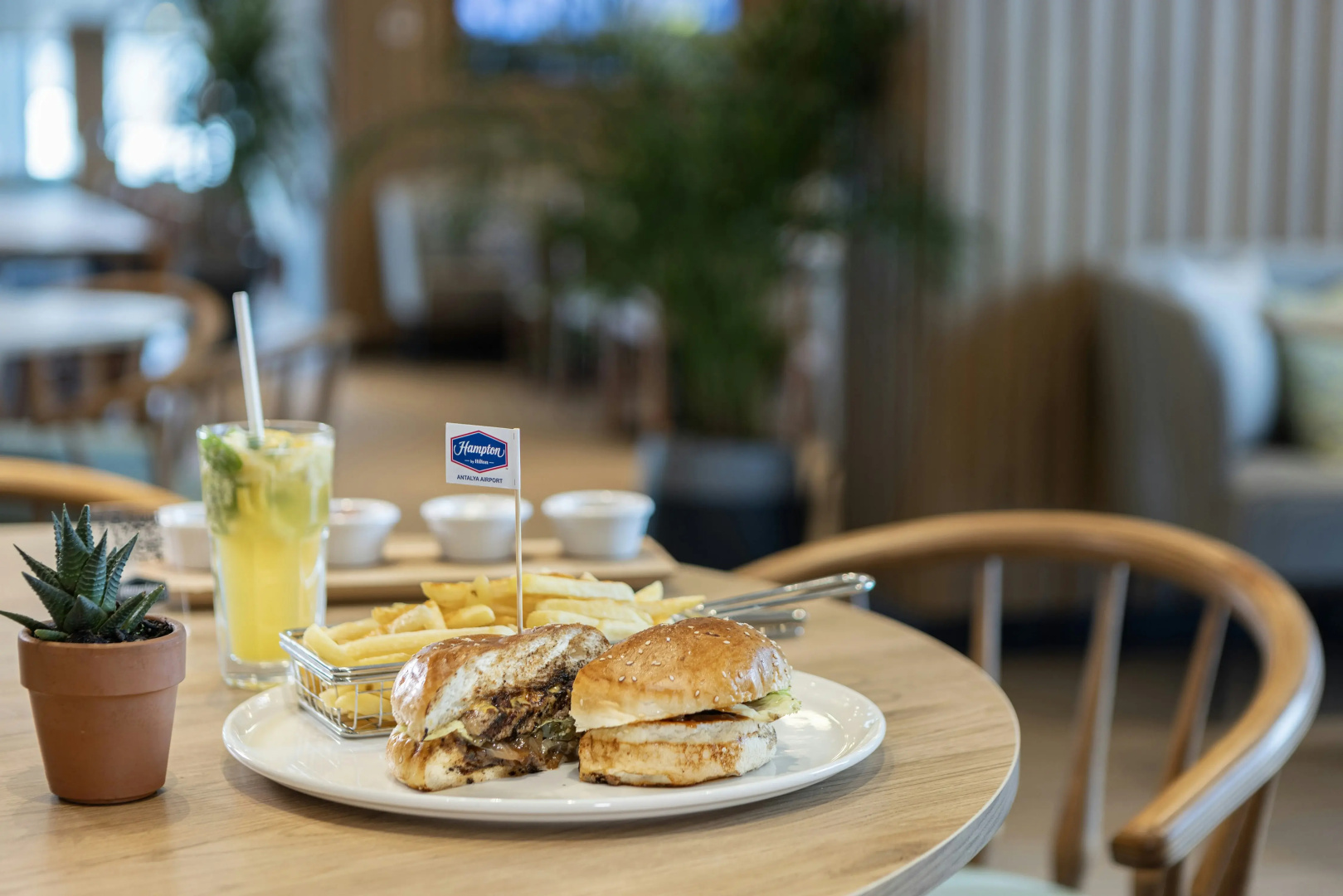 Foto - Hampton By Hilton Antalya Airport