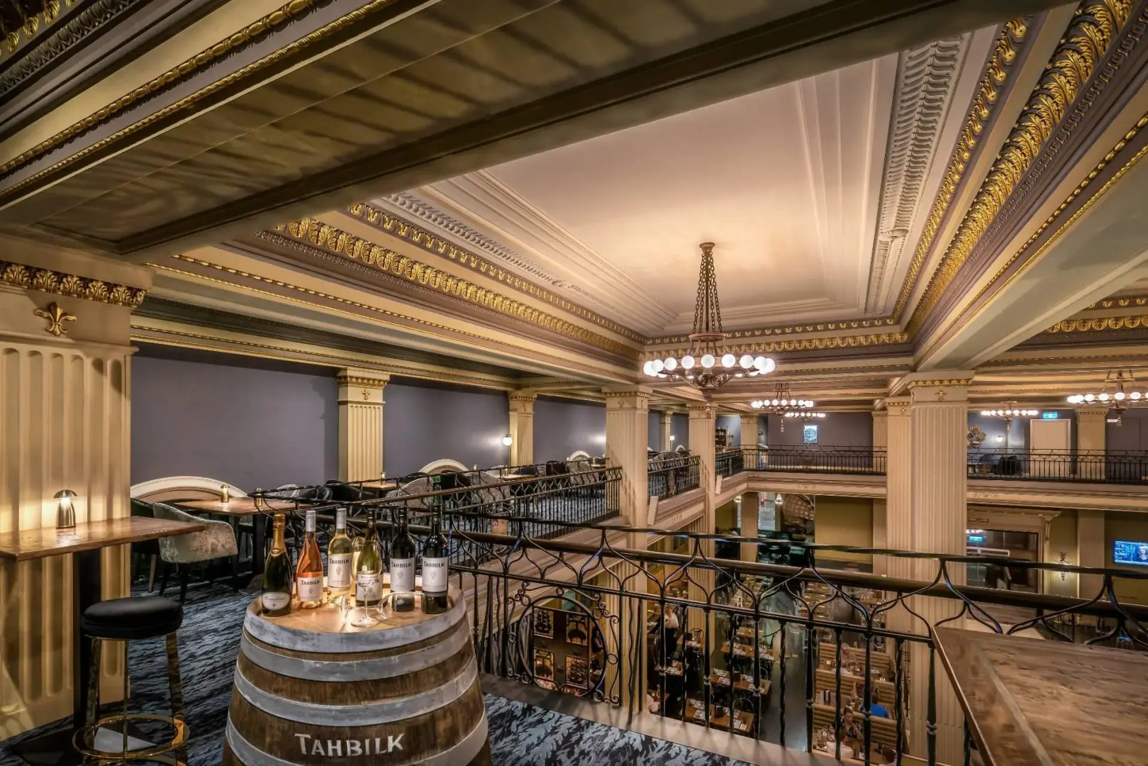 Foto - Treasury on Collins Melbourne