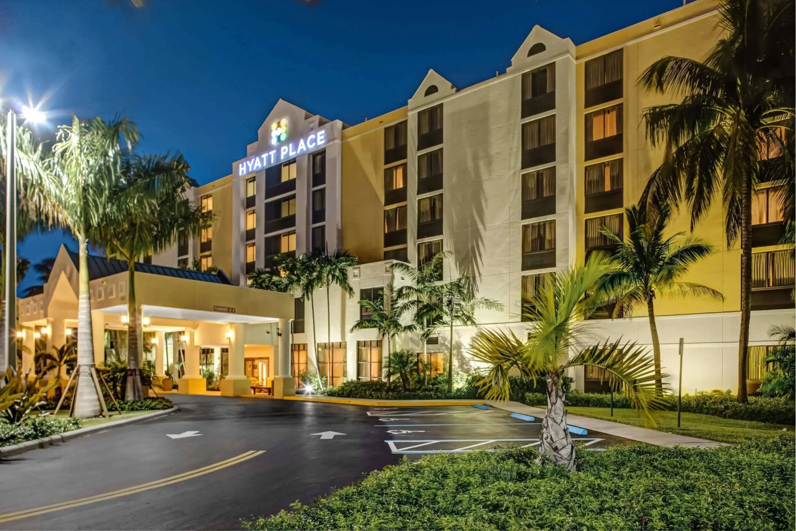 Photo - Hyatt Place Fort Lauderdale Cruise Port & Convention Center - Newly Renovated