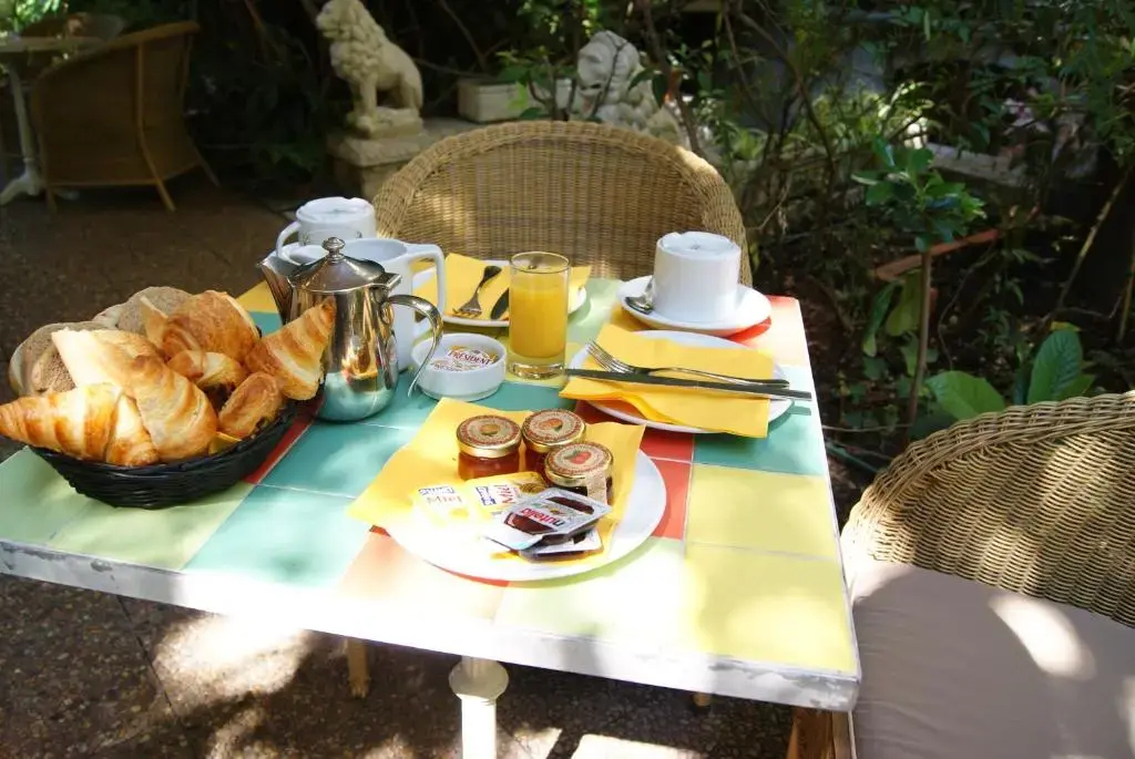 Photo - Le Windsor, Jungle Art Hotel