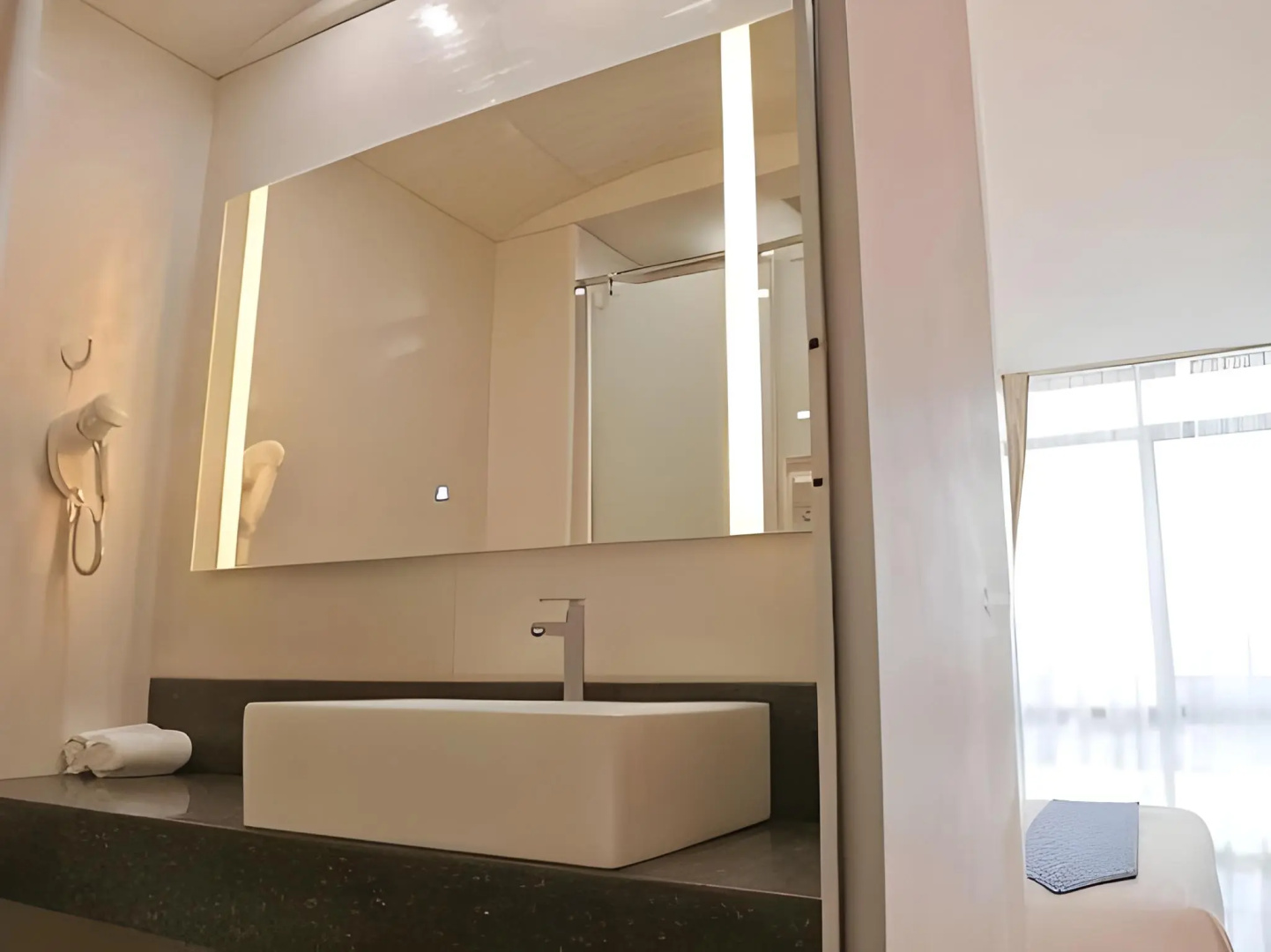 Photo - Top Holiday Hotel @ The Mines Seri Kembangan