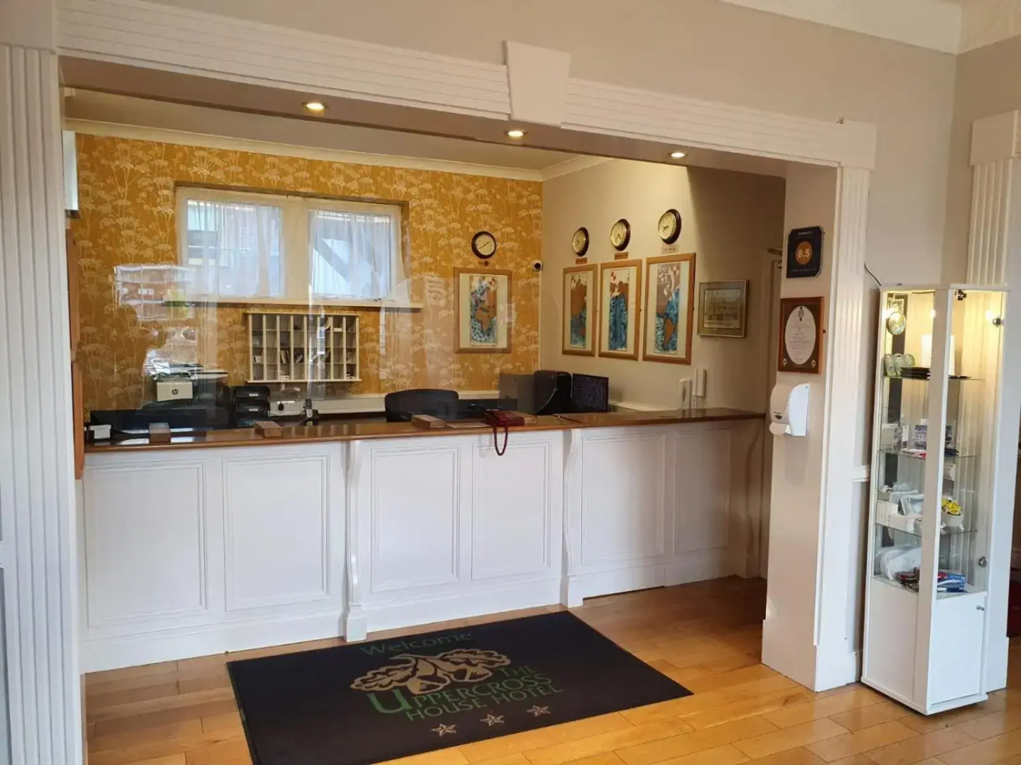 Photo - Uppercross House Hotel