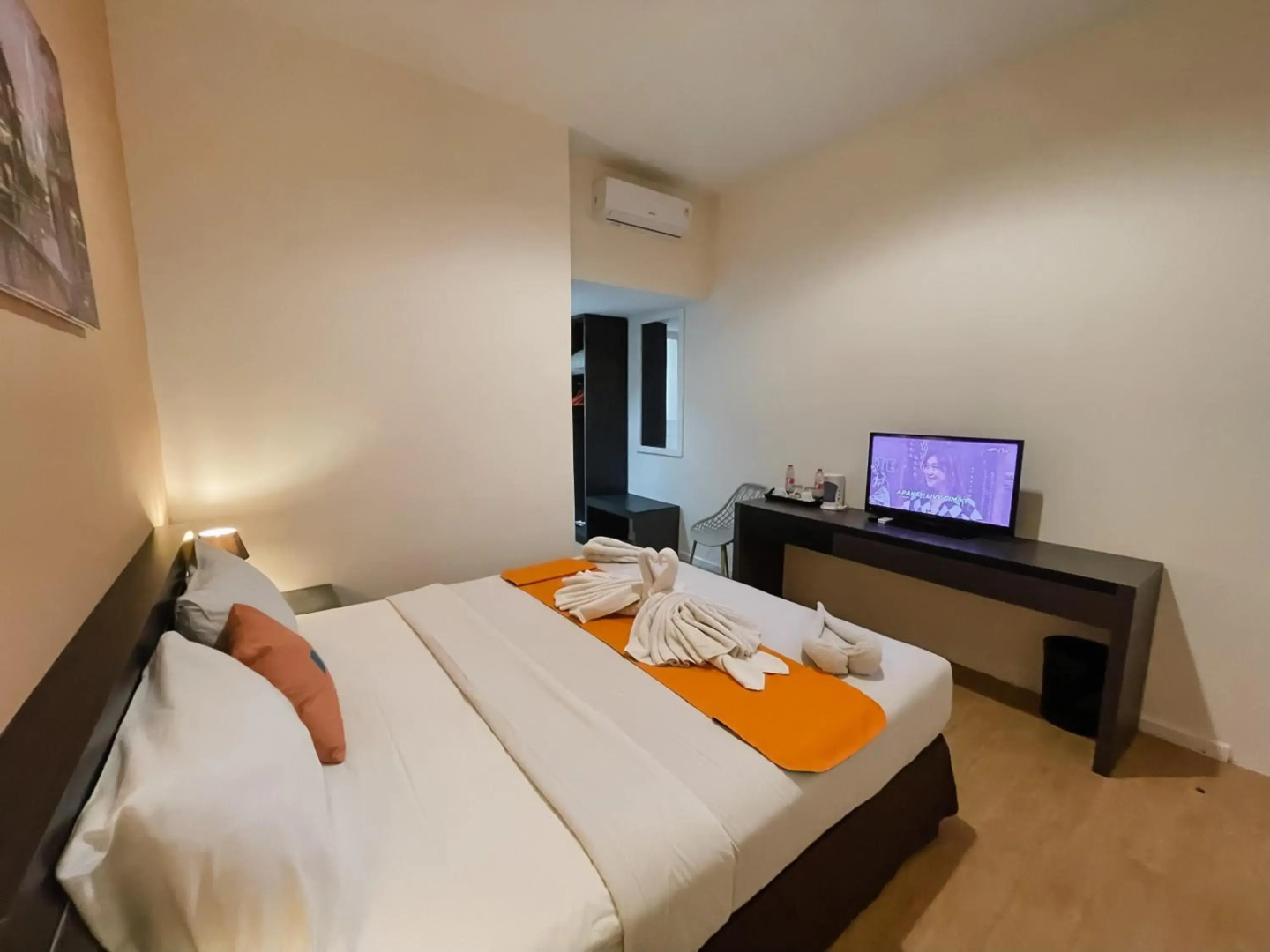 Photo - Cara Cara Inn