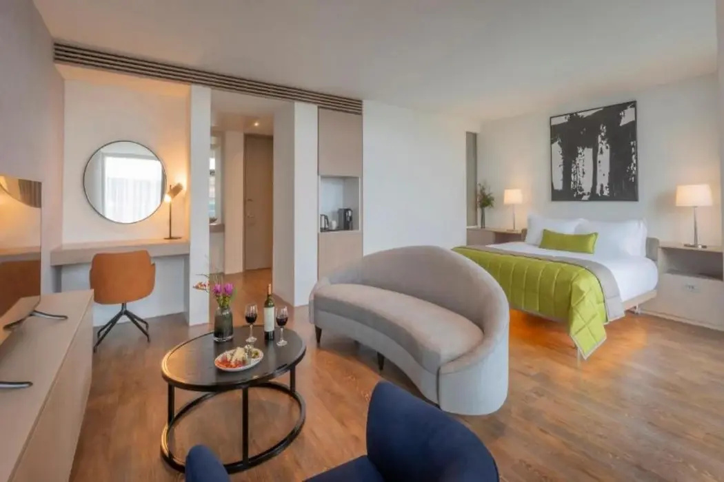 Photo - The Gibson Hotel