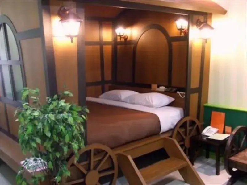 Photo - The Adventure Hotel