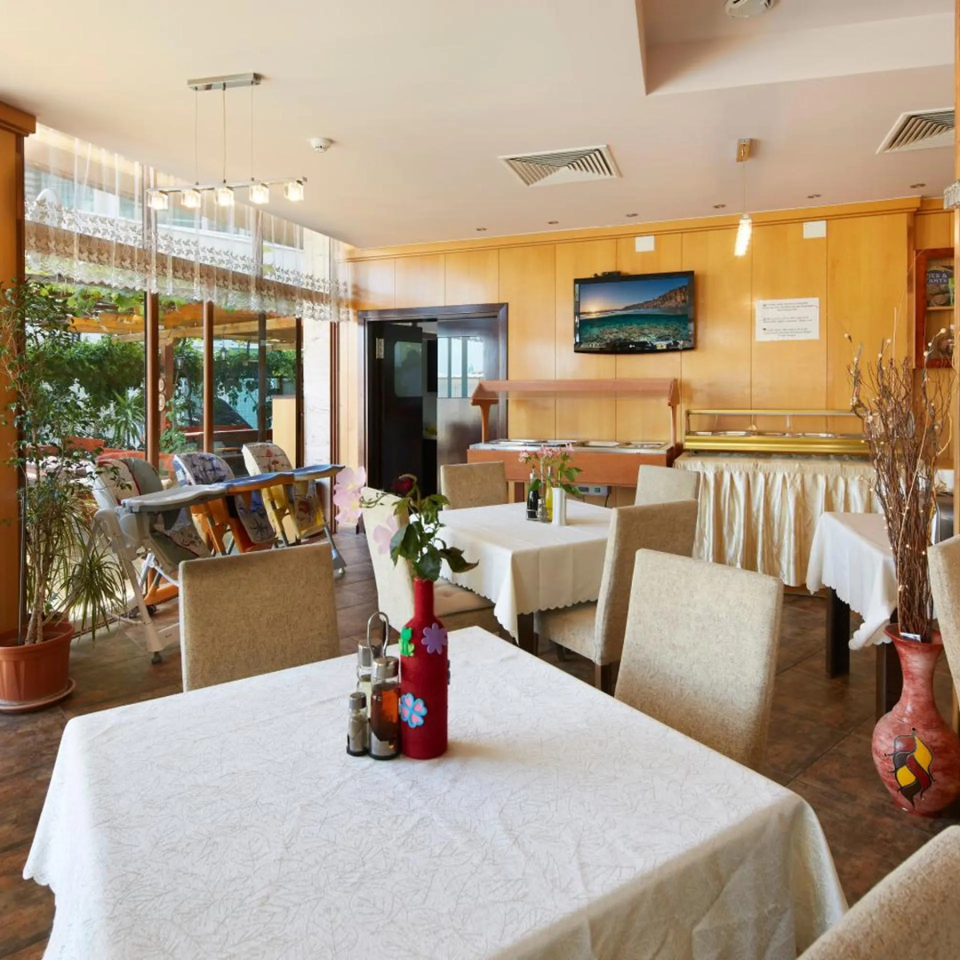 Photo - Seabreeze Hotel