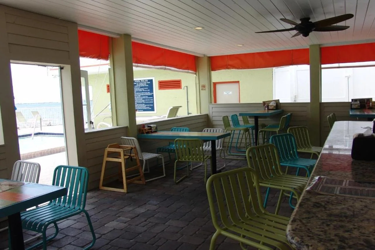 Photo - Sailport Waterfront Suites