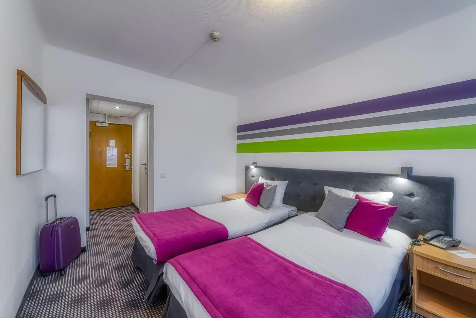 Foto - B&B HOTEL Barcelona Viladecans
