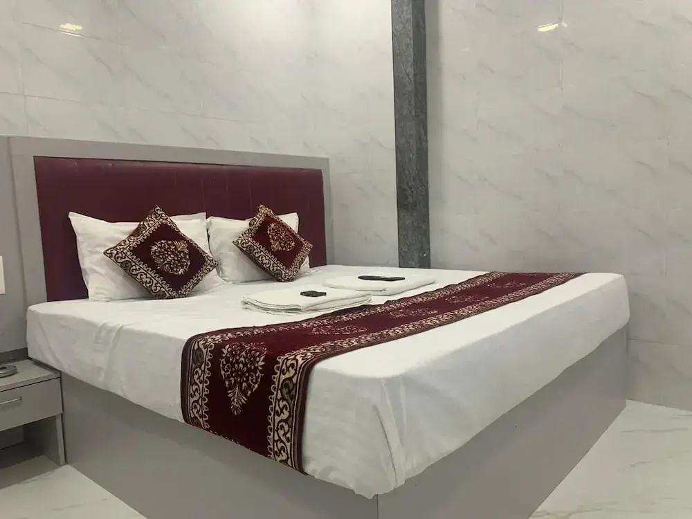 Photo - Hotel Sai Plaza, Chembur Mumbai