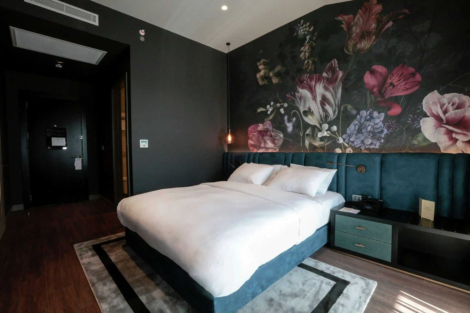 Photo - DoubleTree By Hilton Izmir Airport