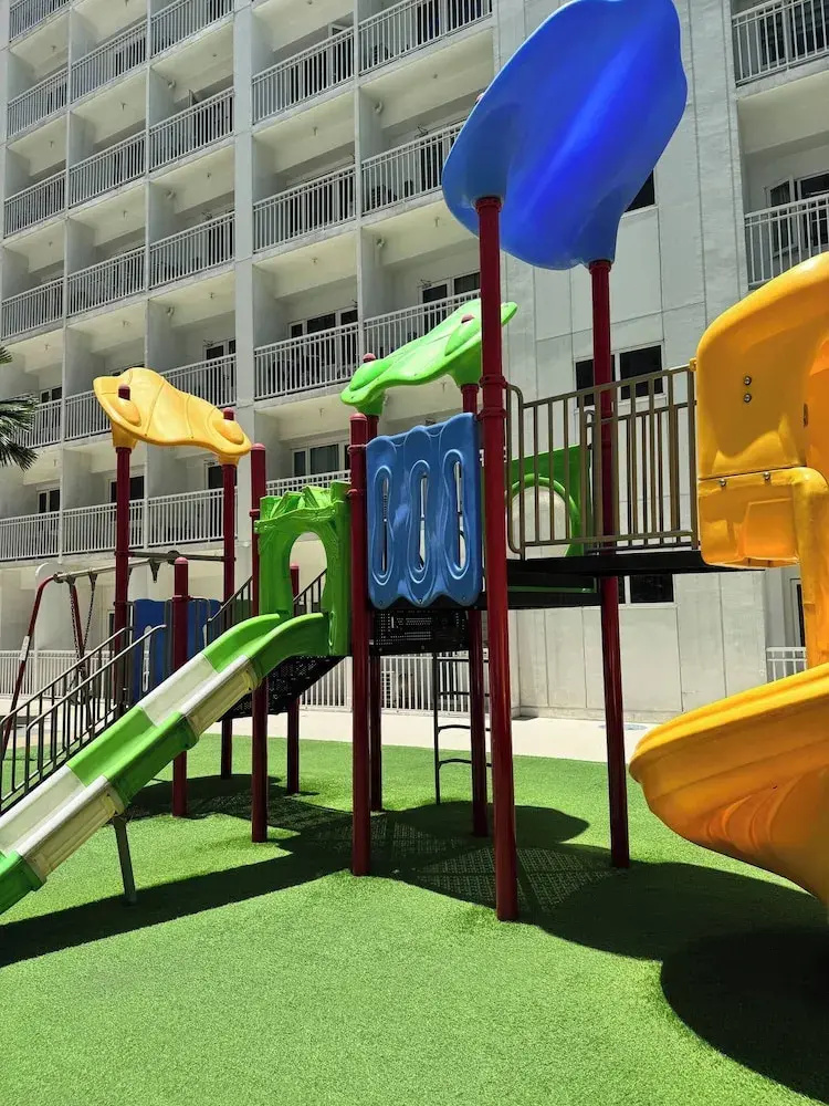 Photo - Relax in Pasay City's Best Kept Secret - Spacious Condo With Garden View