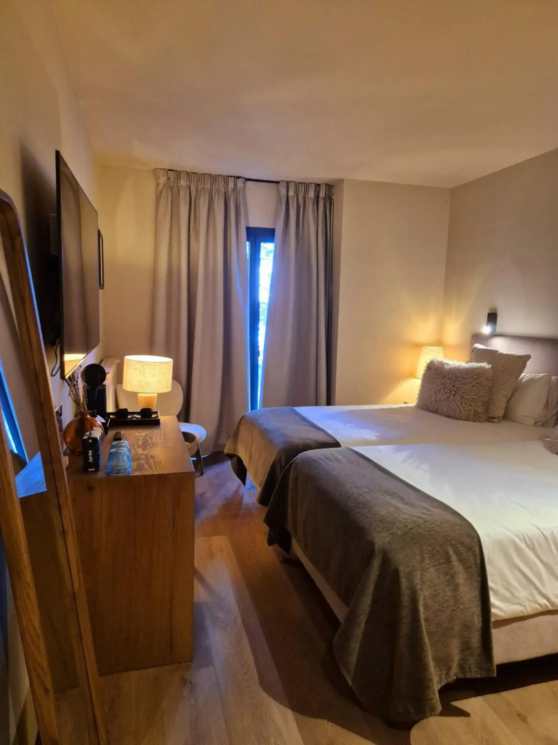 Photo - The Mountains Hotel