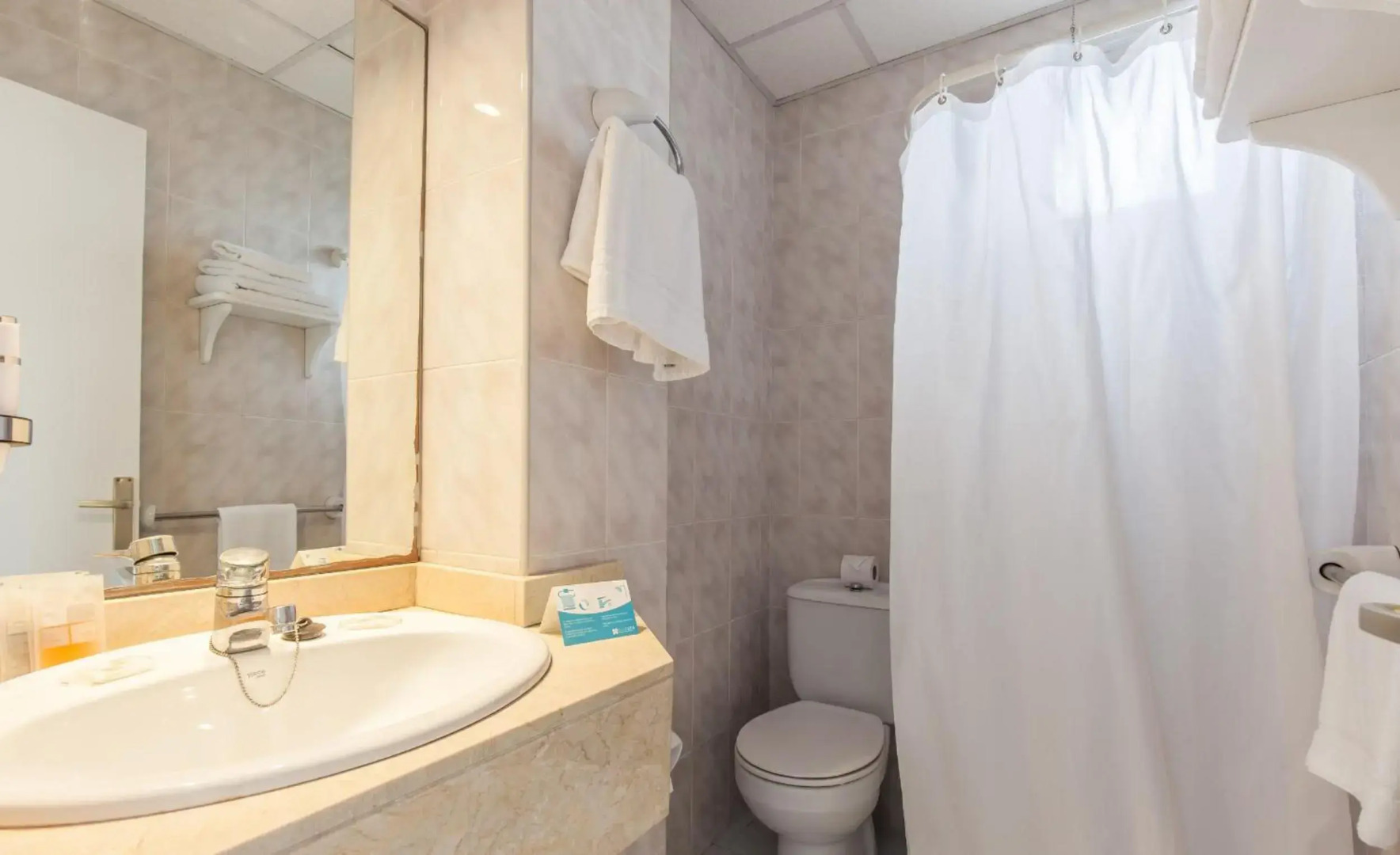 Foto - Quest Hotel & Conference Center Cebu