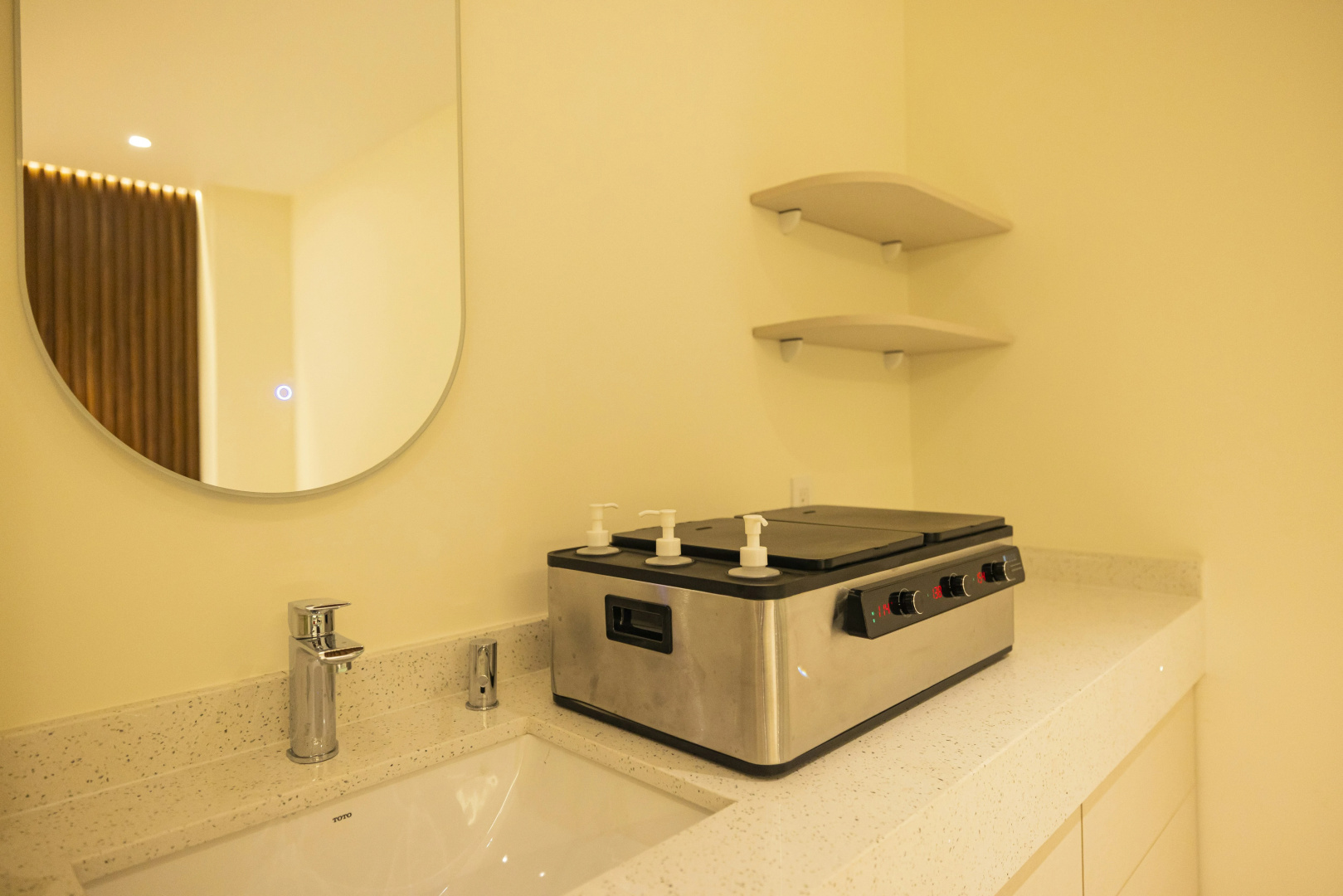 Photo - Embassy Suites By Hilton Aruba Beach Resort
