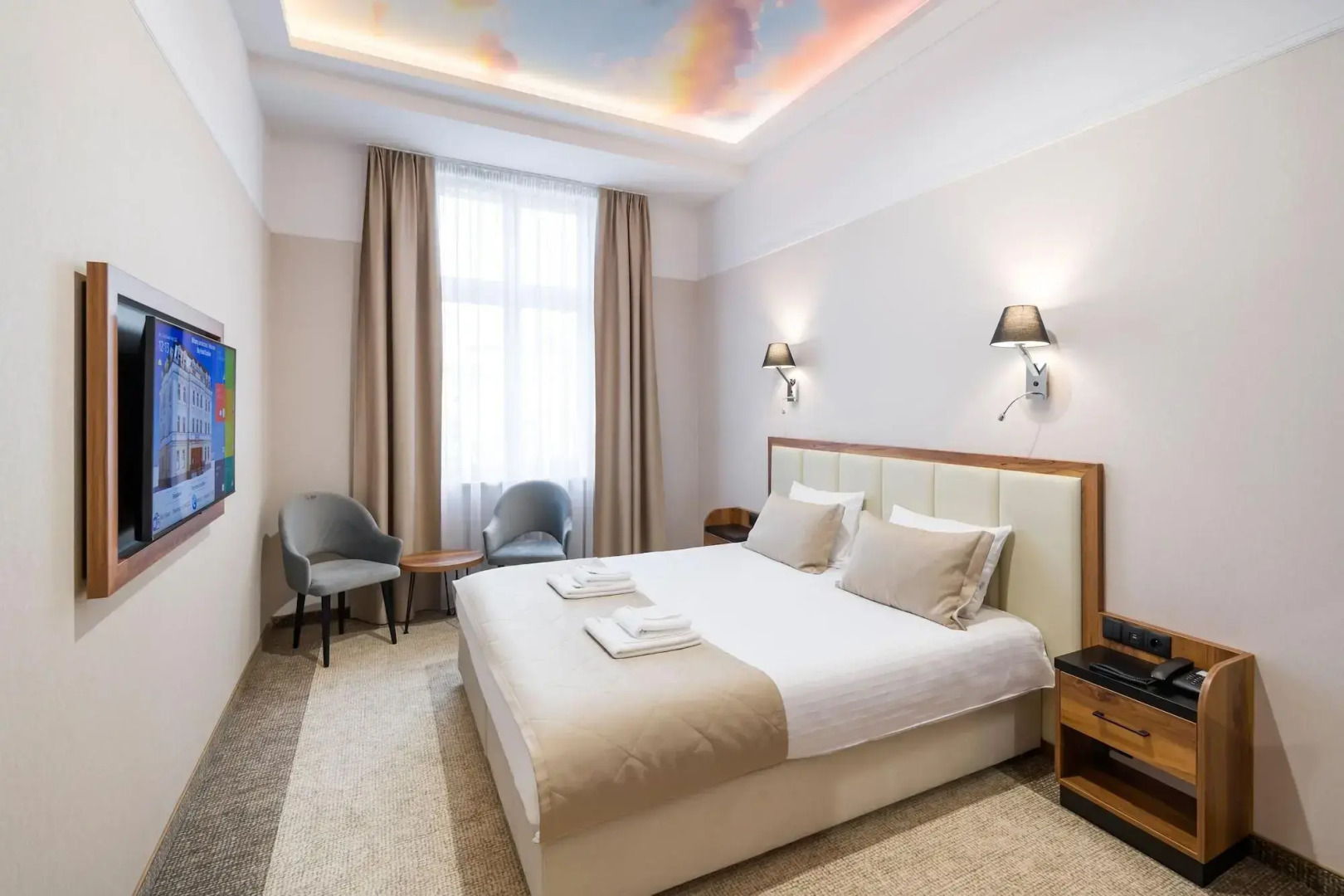 Photo - Sky Hotel Kraków