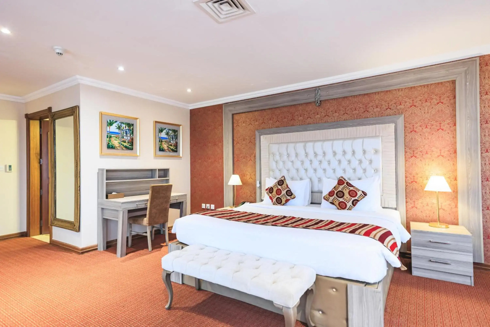 Photo - Sapphire Plaza Hotel