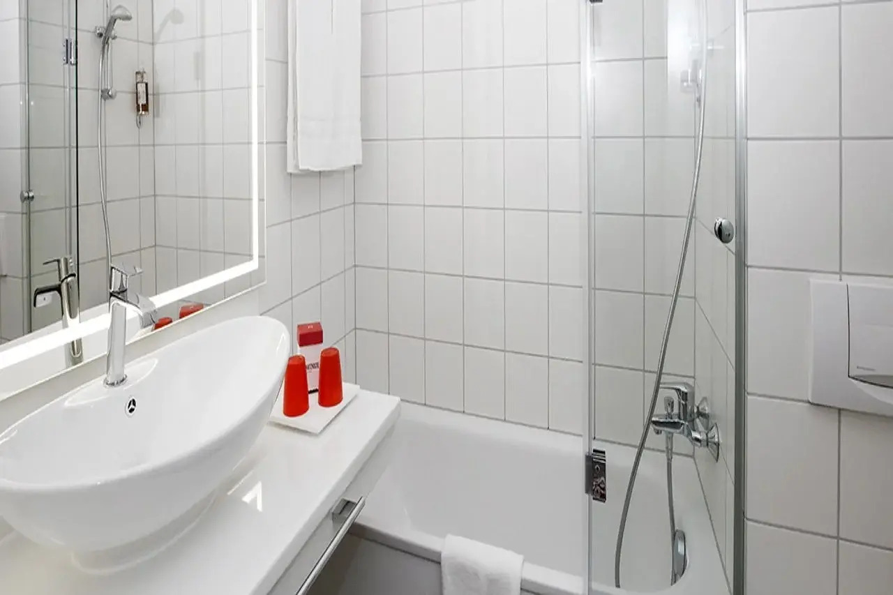 Photo - DORMERO Hotel Zürich Airport