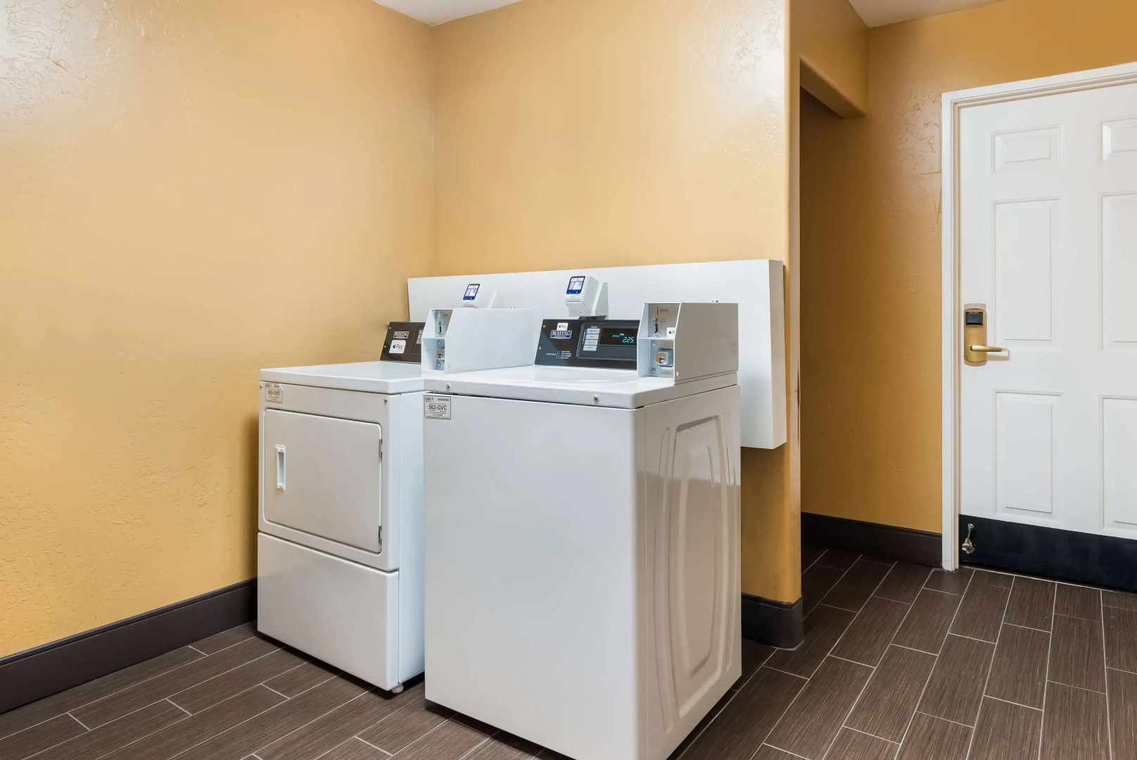 Photo - Best Western Escondido Hotel