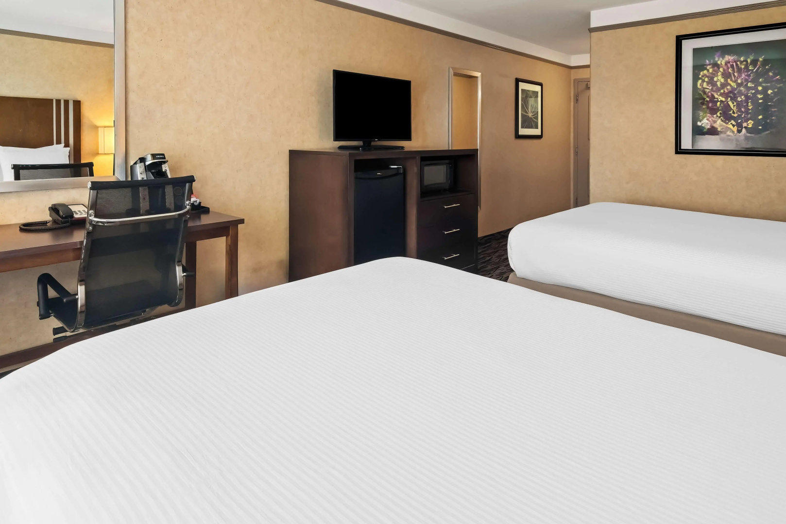 Photo - Best Western Plus Pitt Meadows Inn & Suites