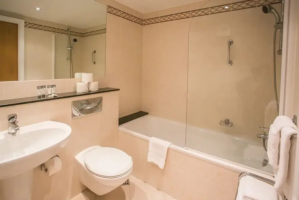 Photo - Sonder by Marriott Bonvoy Britain Quay Apartments Grand Canal Square