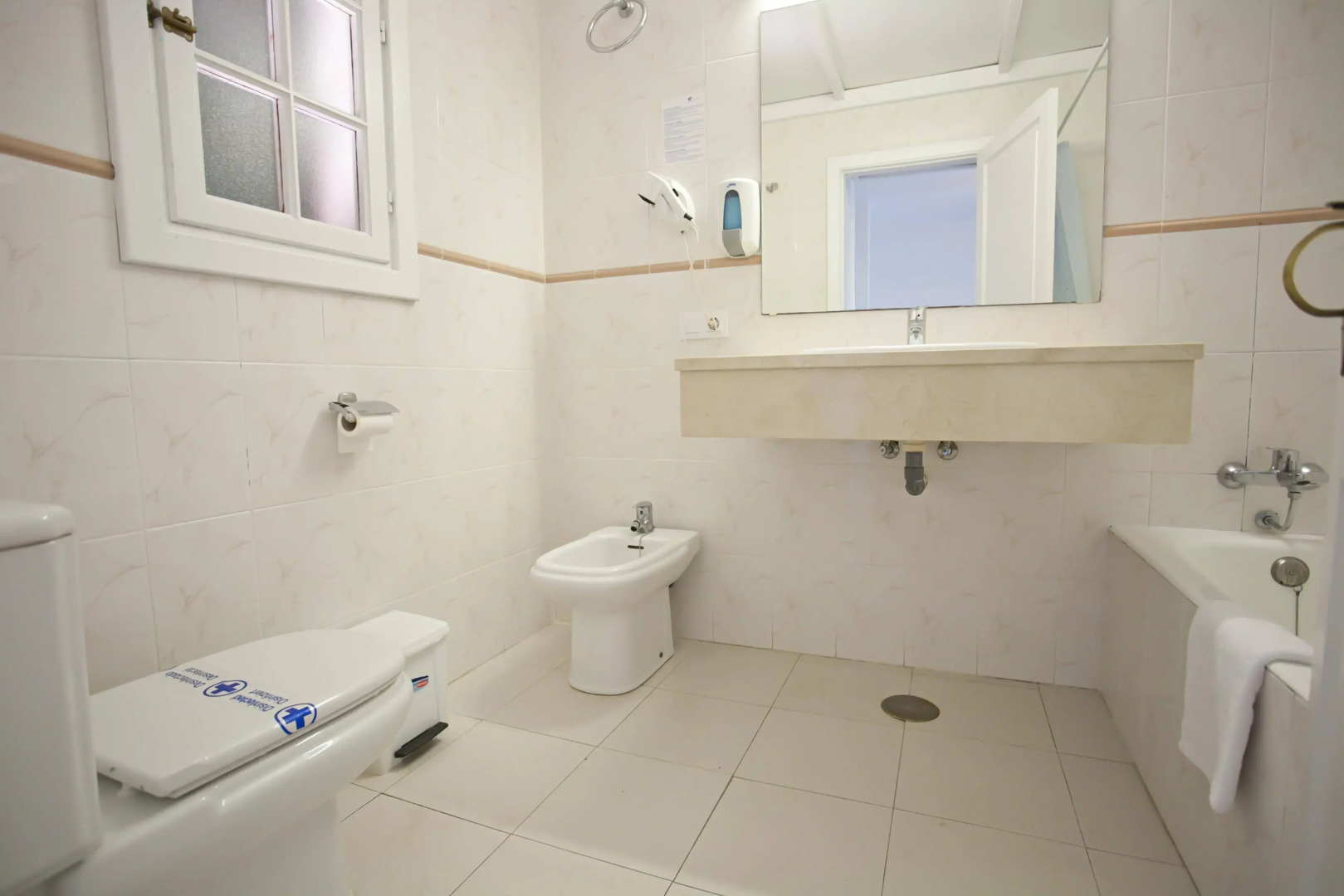 Photo - FERGUS Club Carema Splash