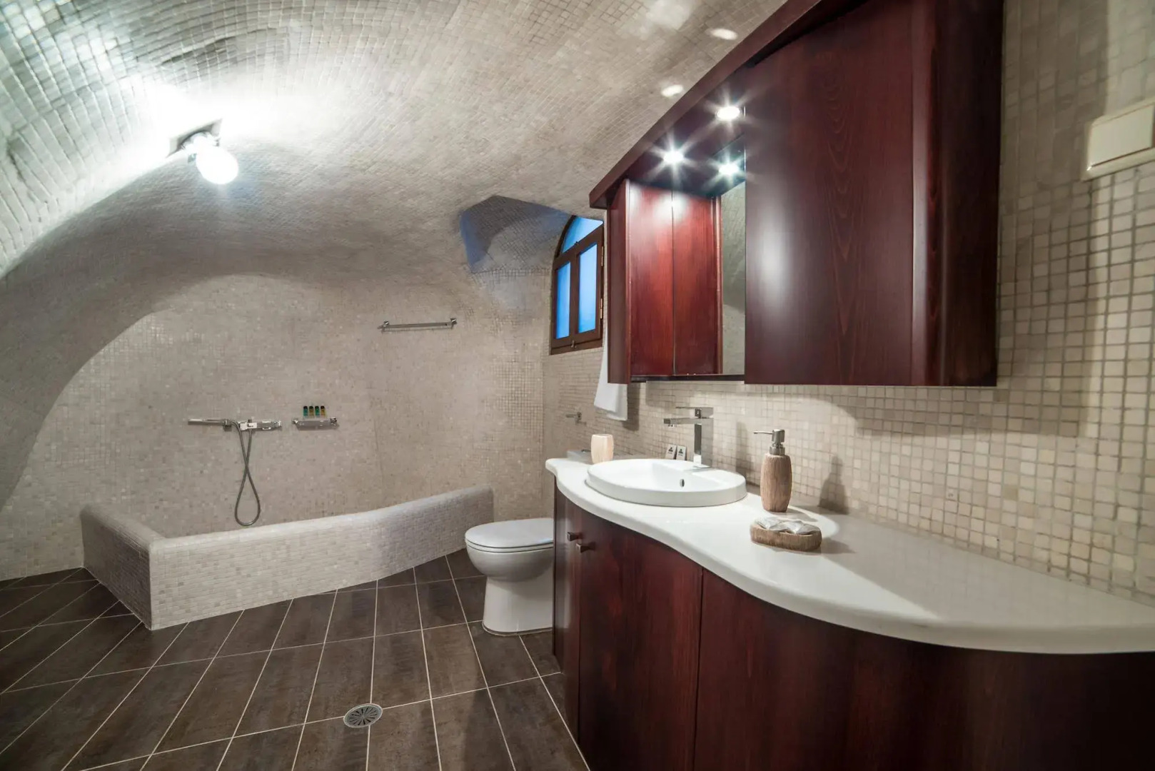 Photo - Suite Home Santorini