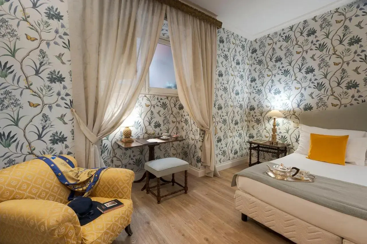 Photo - Palazzo Arone dei Baroni di Valentino