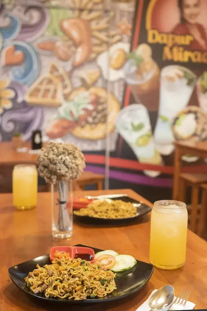 Foto - Miraa Guest House & Resto