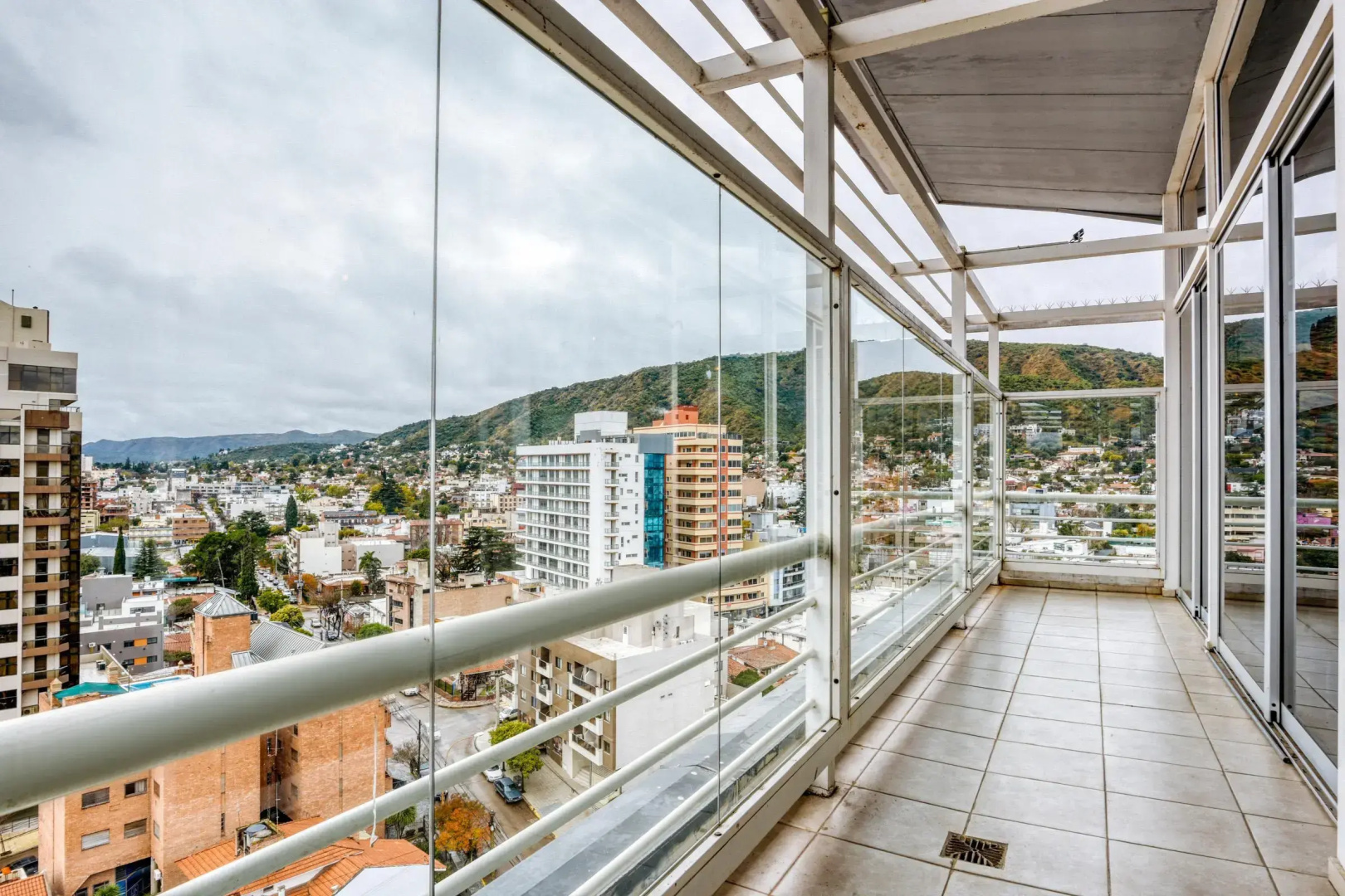 Foto - Amérian Carlos Paz