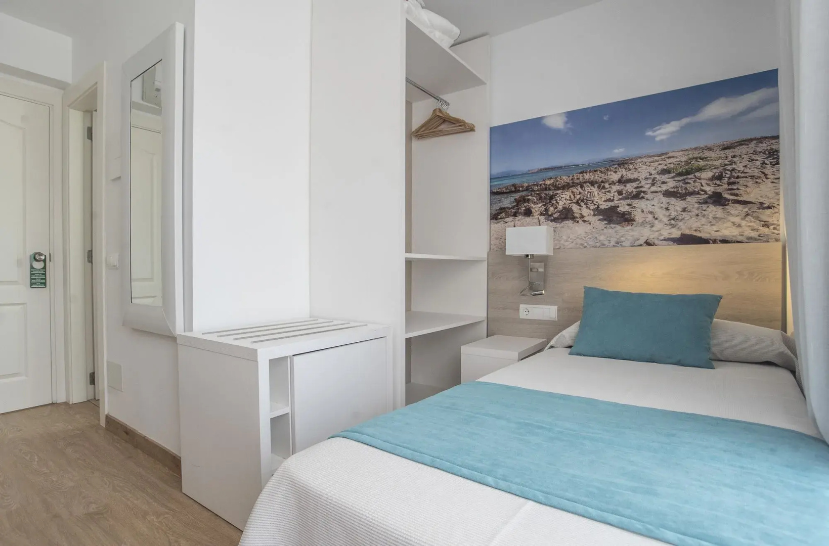 Photo - Hostal Es Pi - Emar Hotels
