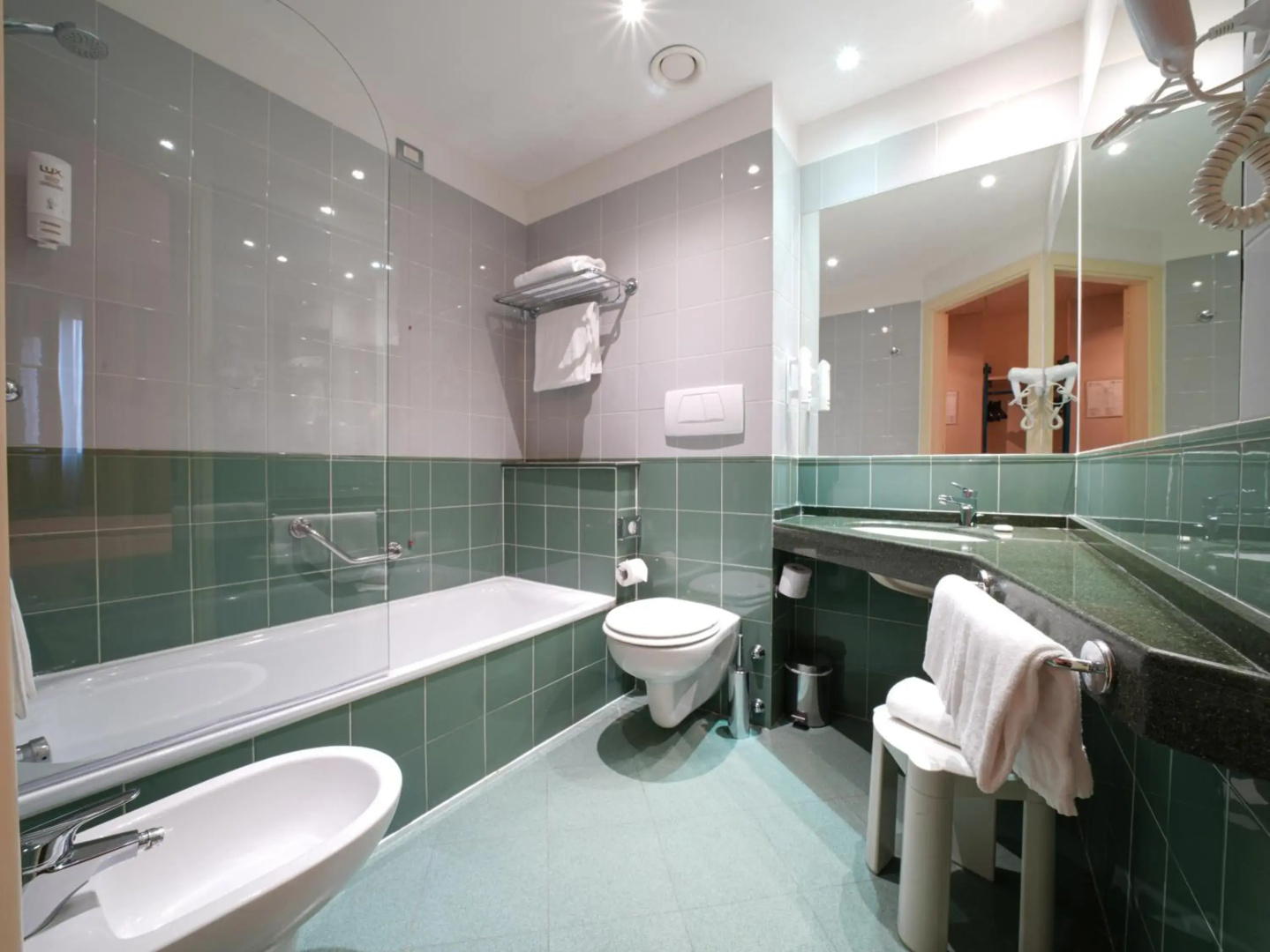 Photo - La Meridiana Bleisure Hotel