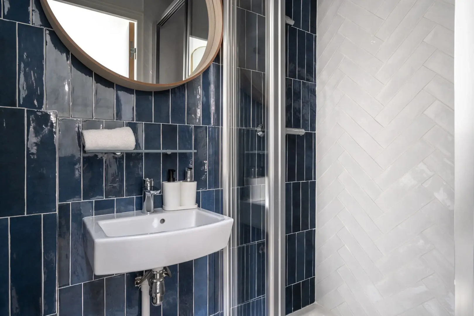 Photo - District Nation