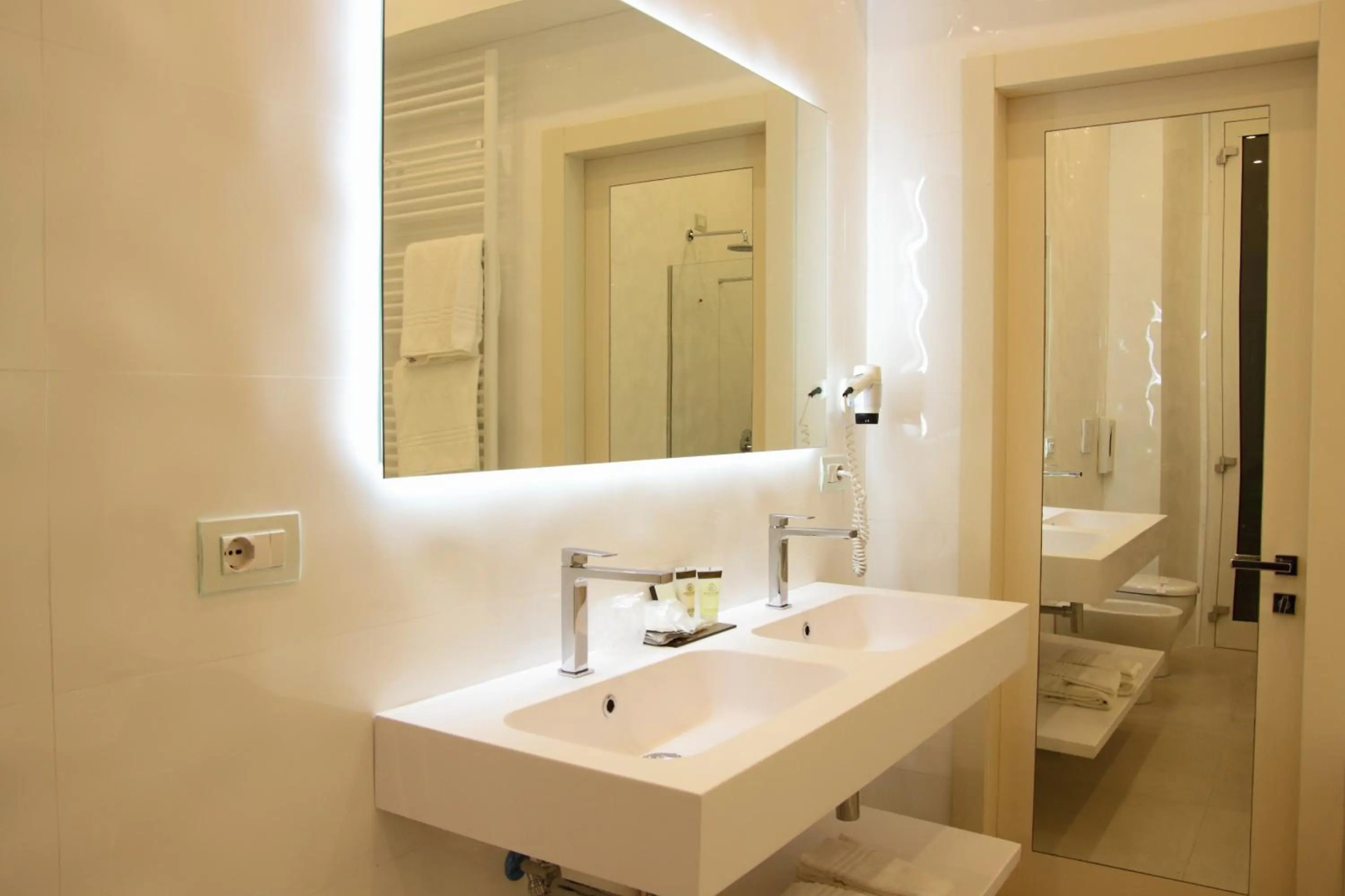 Foto - Hotel Columbia Wellness SPA
